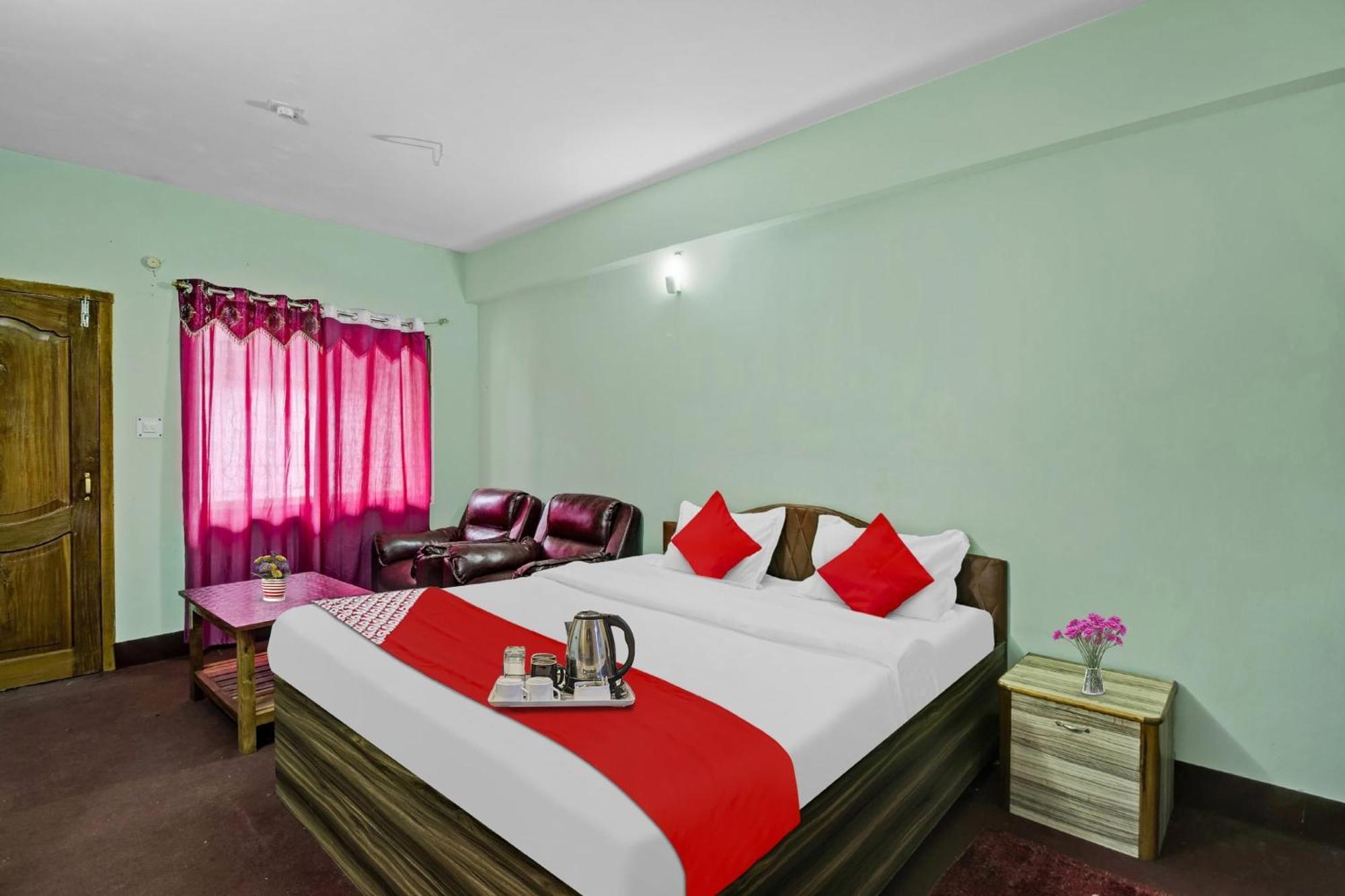Hotel O Evergreen Guest House 실롱 외부 사진