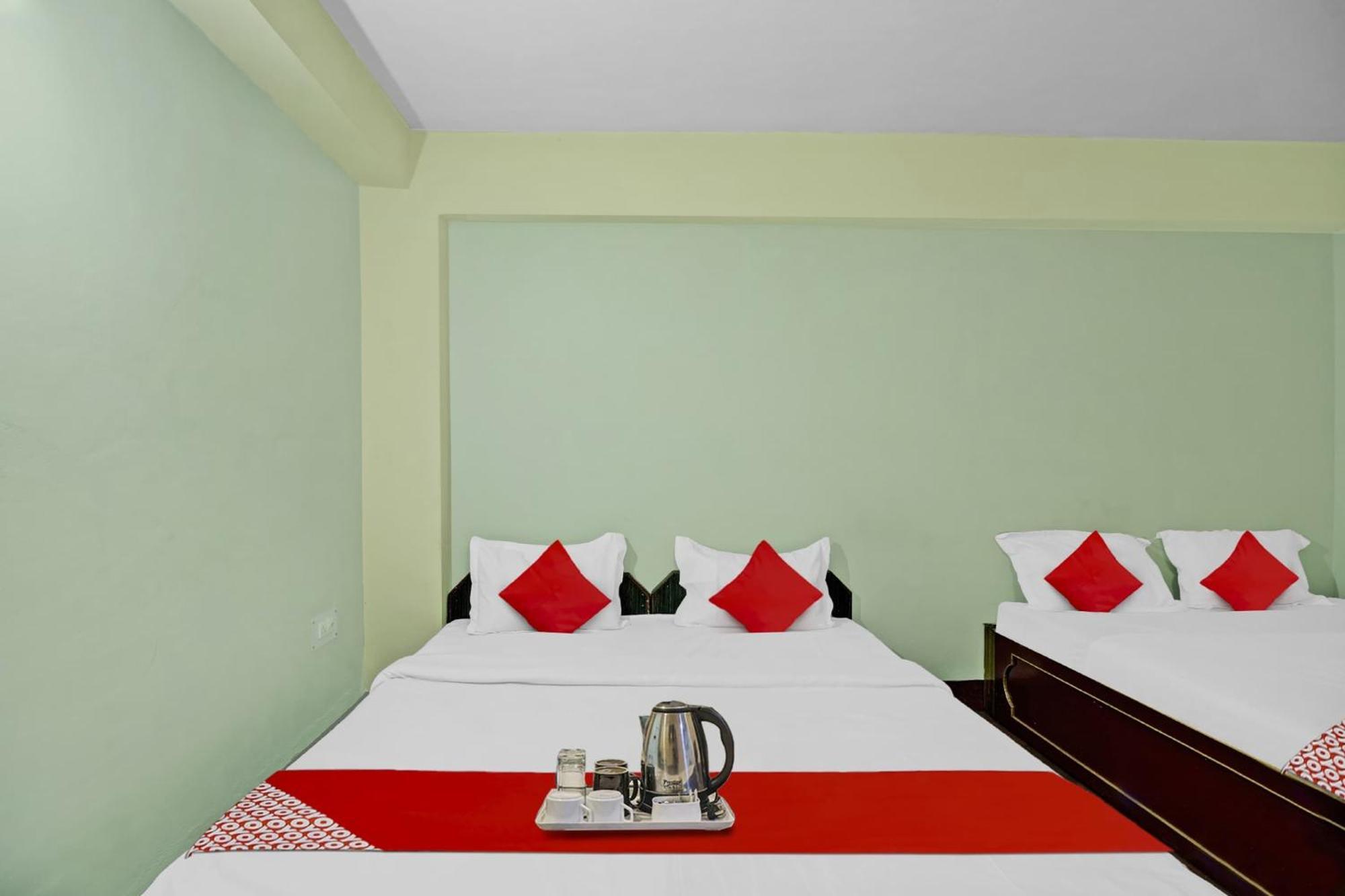 Hotel O Evergreen Guest House 실롱 외부 사진
